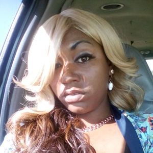 Meet your Posher, Diana